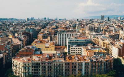 Exploring Barcelona Through Photos: A Beginner’s Guide